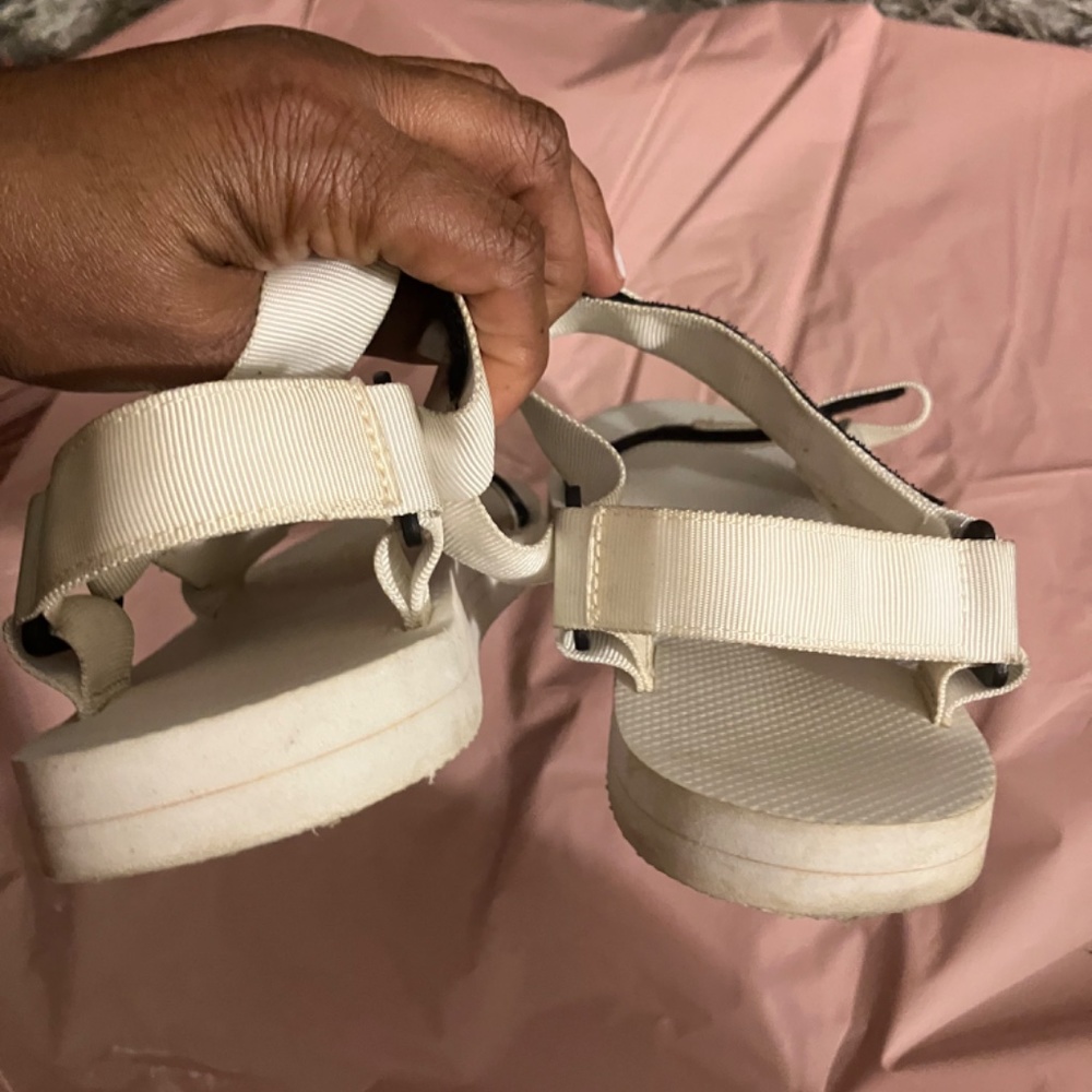 Sandals - Picture 3 of 3